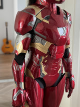 This wearable armor is designed for both men and women and is fully custom-sized to match each buyer’s measurements. Optional features include a motorized faceplate and motorized back flaps for an enhanced experience. The armor is equipped with indicator lights in multiple areas. Each suit is carefully scaled to ensure an accurate fit, comfortable wear, and excellent flexibility.