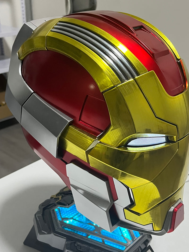 [Pre-order] Iron Man Heartbreaker Helmet MK17