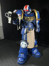 Space Marine 2 warhammer 4000 Ultramarines Lieutenant Titus armor