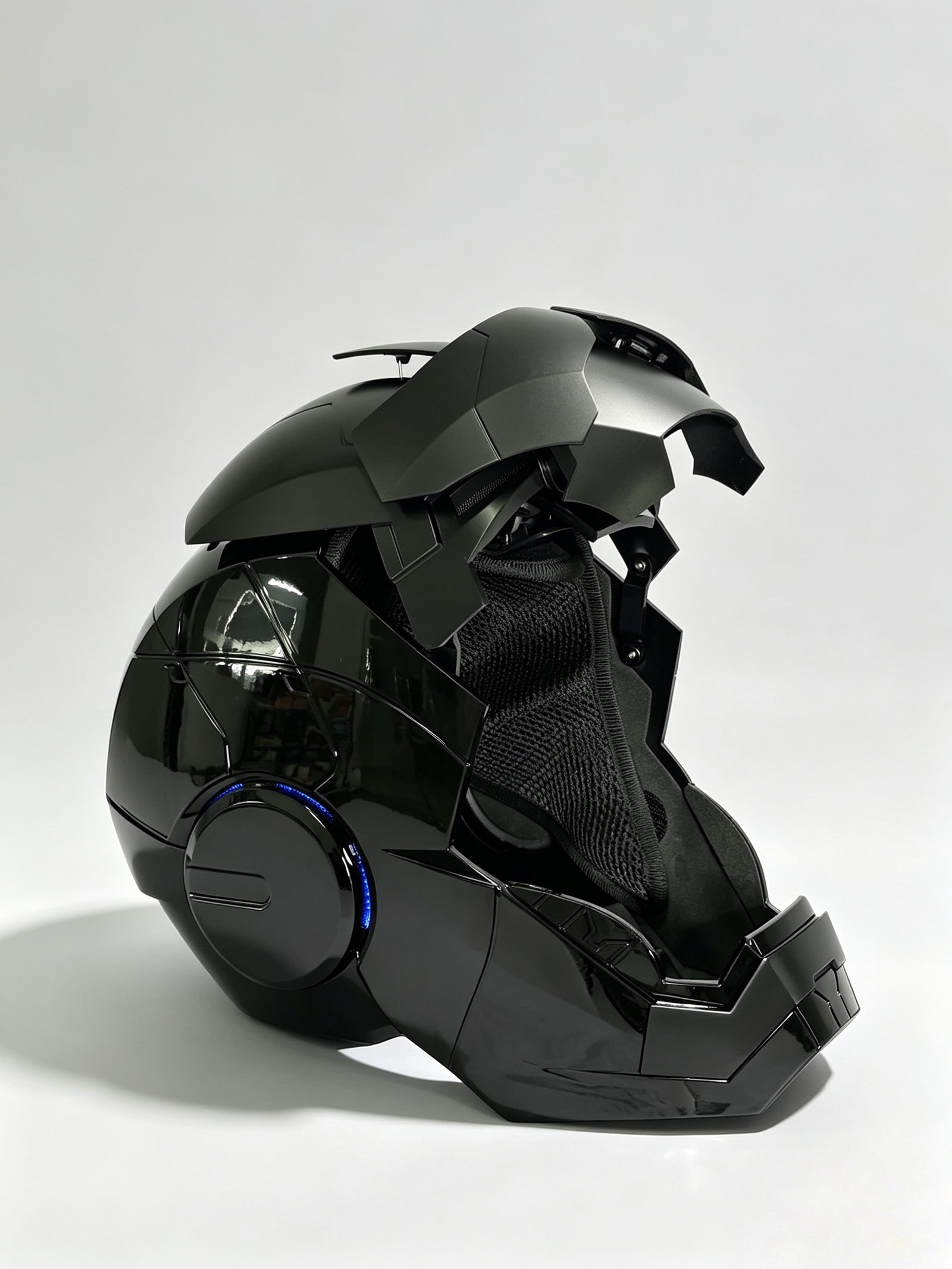 black_iron_man_MK5_helmet_1600
