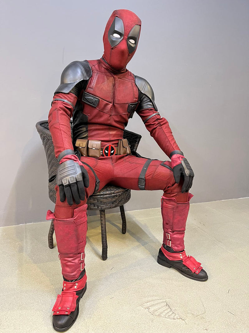 Cosplaying Deadpool deadpool cosplay